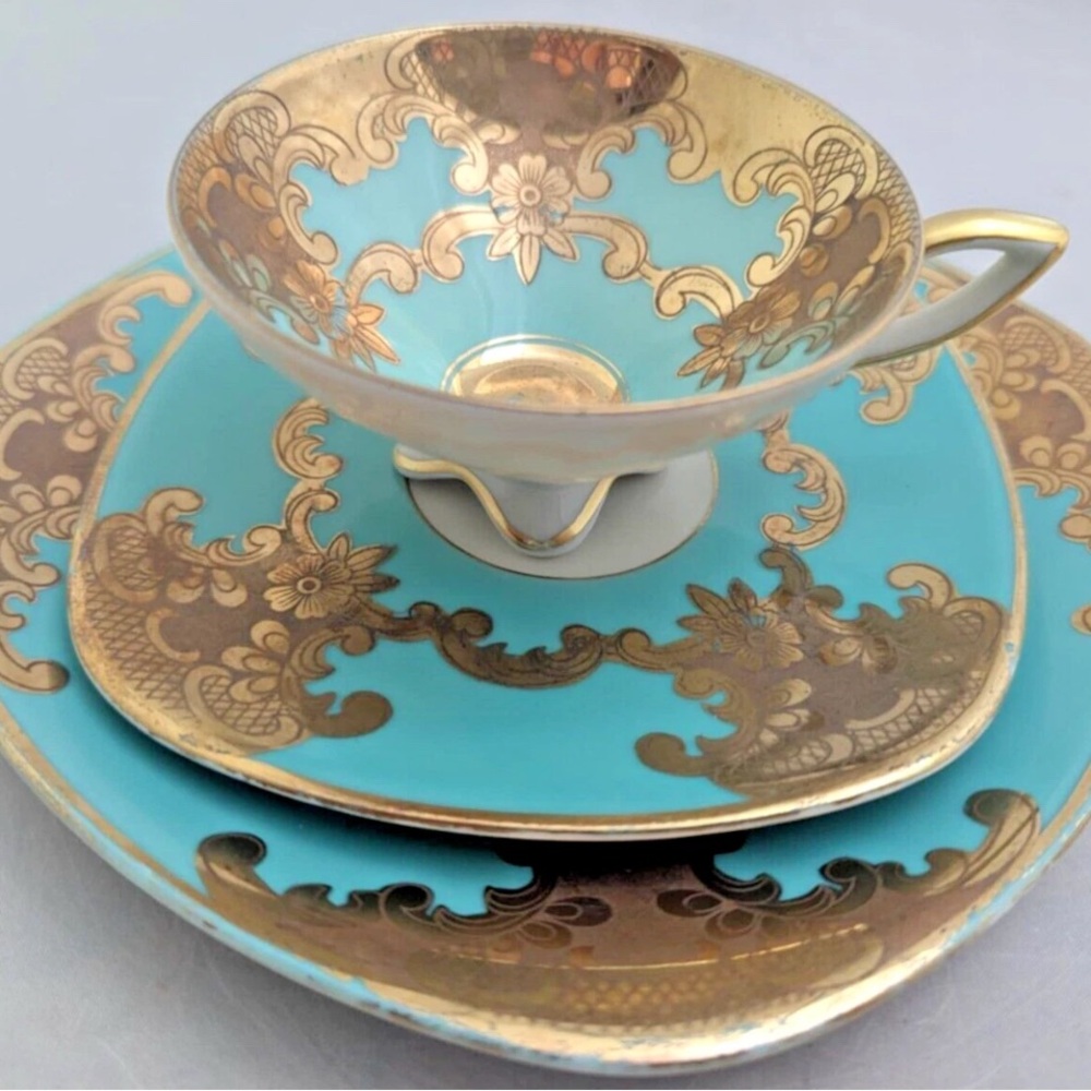 Ceramic Art Piece set - Tiffany & Gold